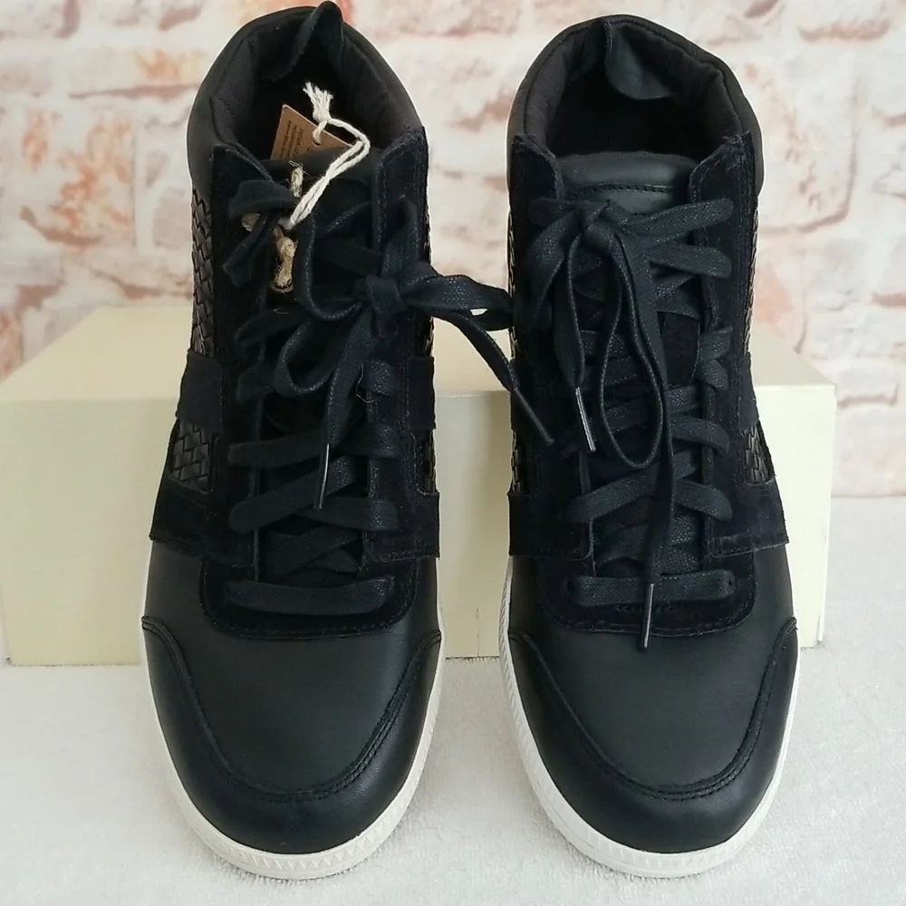 New Diesel Amnesia Resolution Sneakers